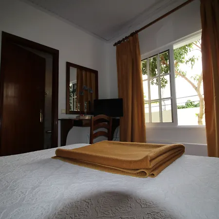 Lusitania Bed & Breakfast 3*