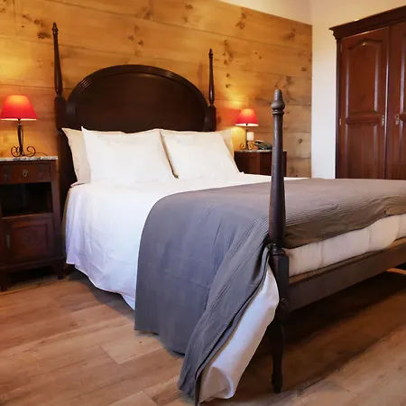 Lusitania Bed & Breakfast 3*