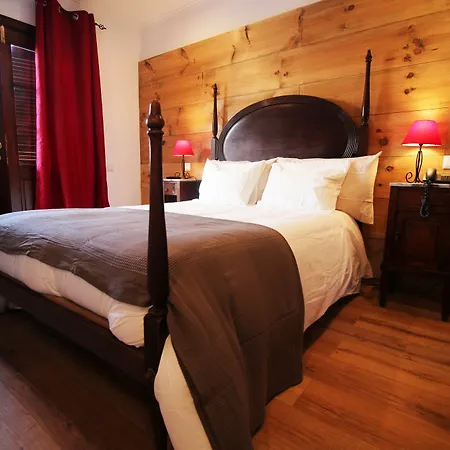 Bed & Breakfast Lusitania 3*